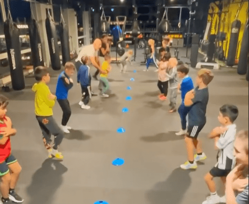 Kampfsport für kinder,Kinderselbstverteidigung,Boxen für kinder,bjj kindertraining